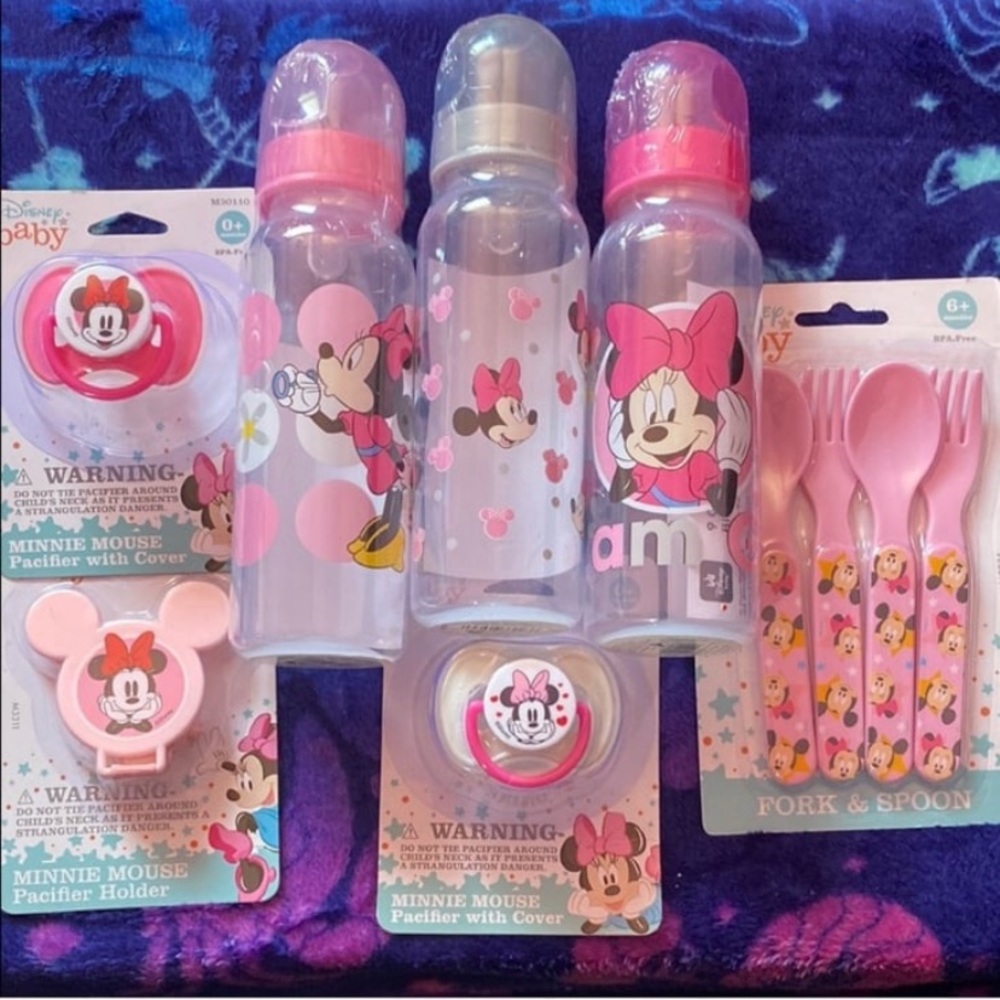 Disney Minnie Mouse Baby Feeding Set 7 Piece Set NWT